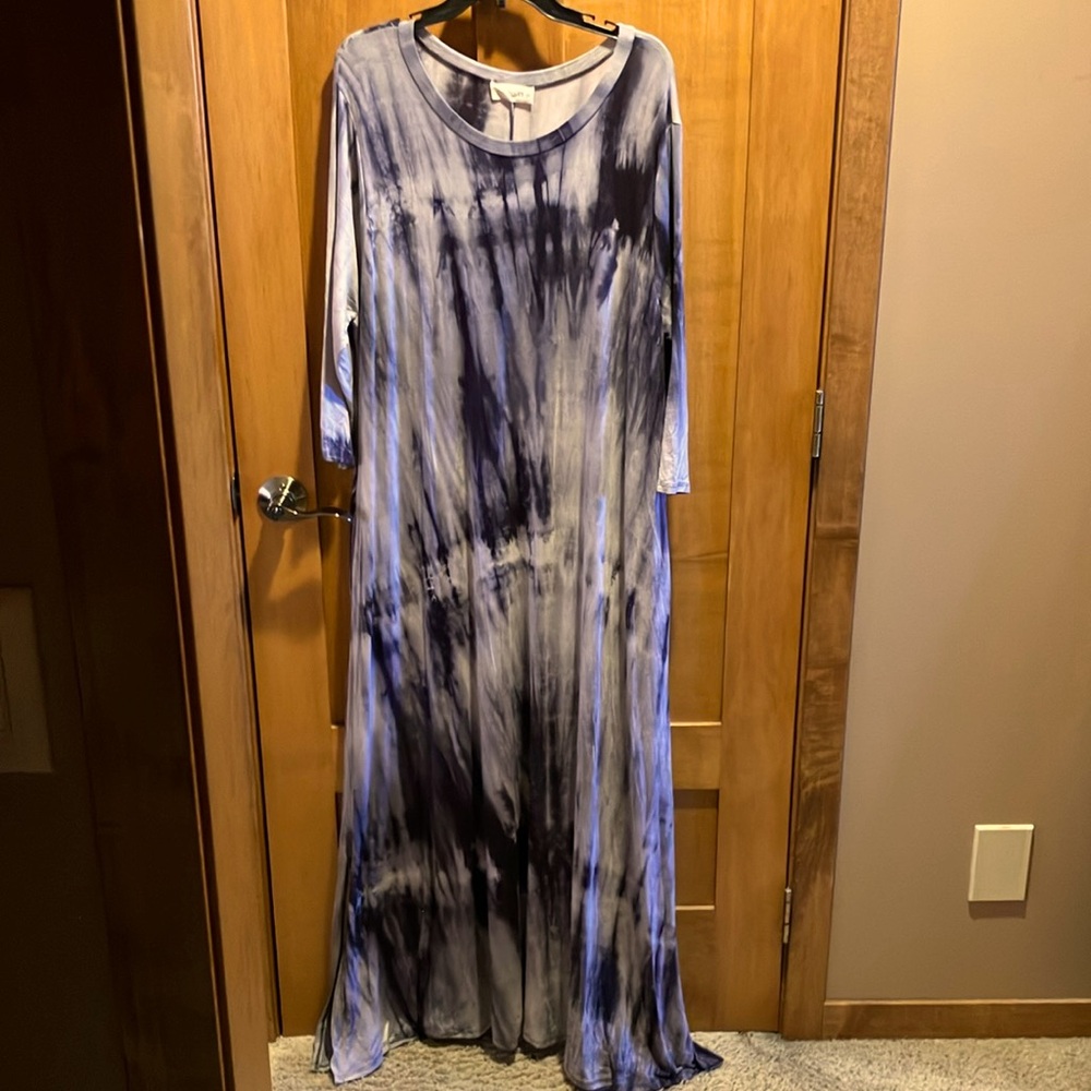 NWT The Nines Black/Grey 3/4 Long Sleeve Crew Neck Tie Dye Maxi Dress 3x